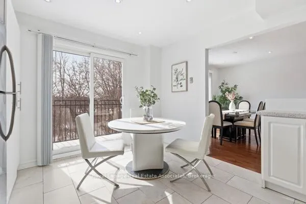 Photo 15 of 115 Coles Avenue, Vaughan, Vaughan Grove — HOMEH