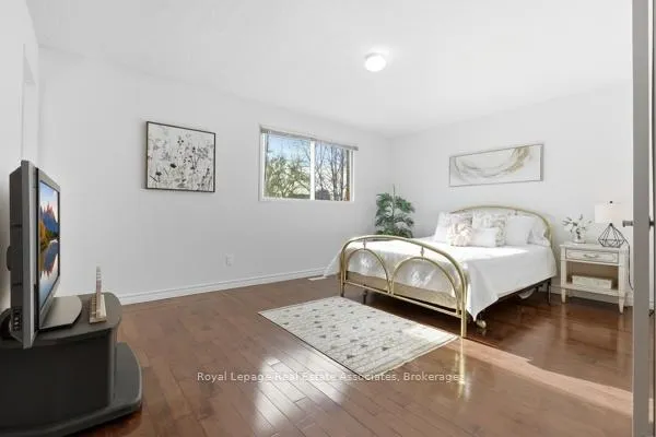 Photo 20 of 115 Coles Avenue, Vaughan, Vaughan Grove — HOMEH