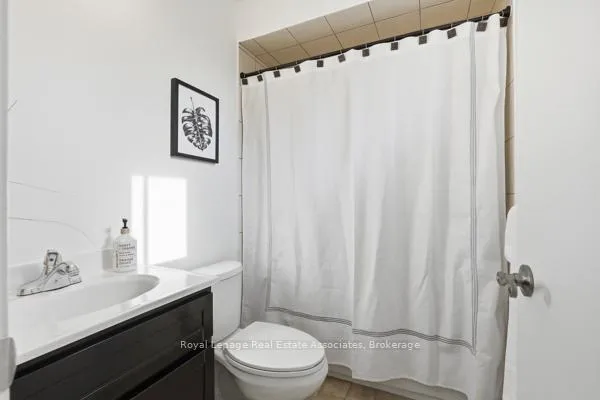 Photo 22 of 115 Coles Avenue, Vaughan, Vaughan Grove — HOMEH