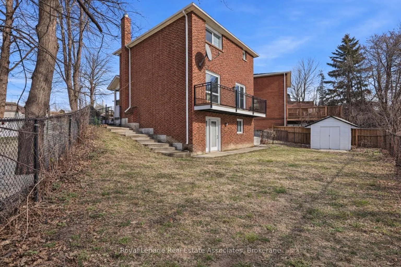 Photo 36 of 115 Coles Avenue, Vaughan, Vaughan Grove — HOMEH