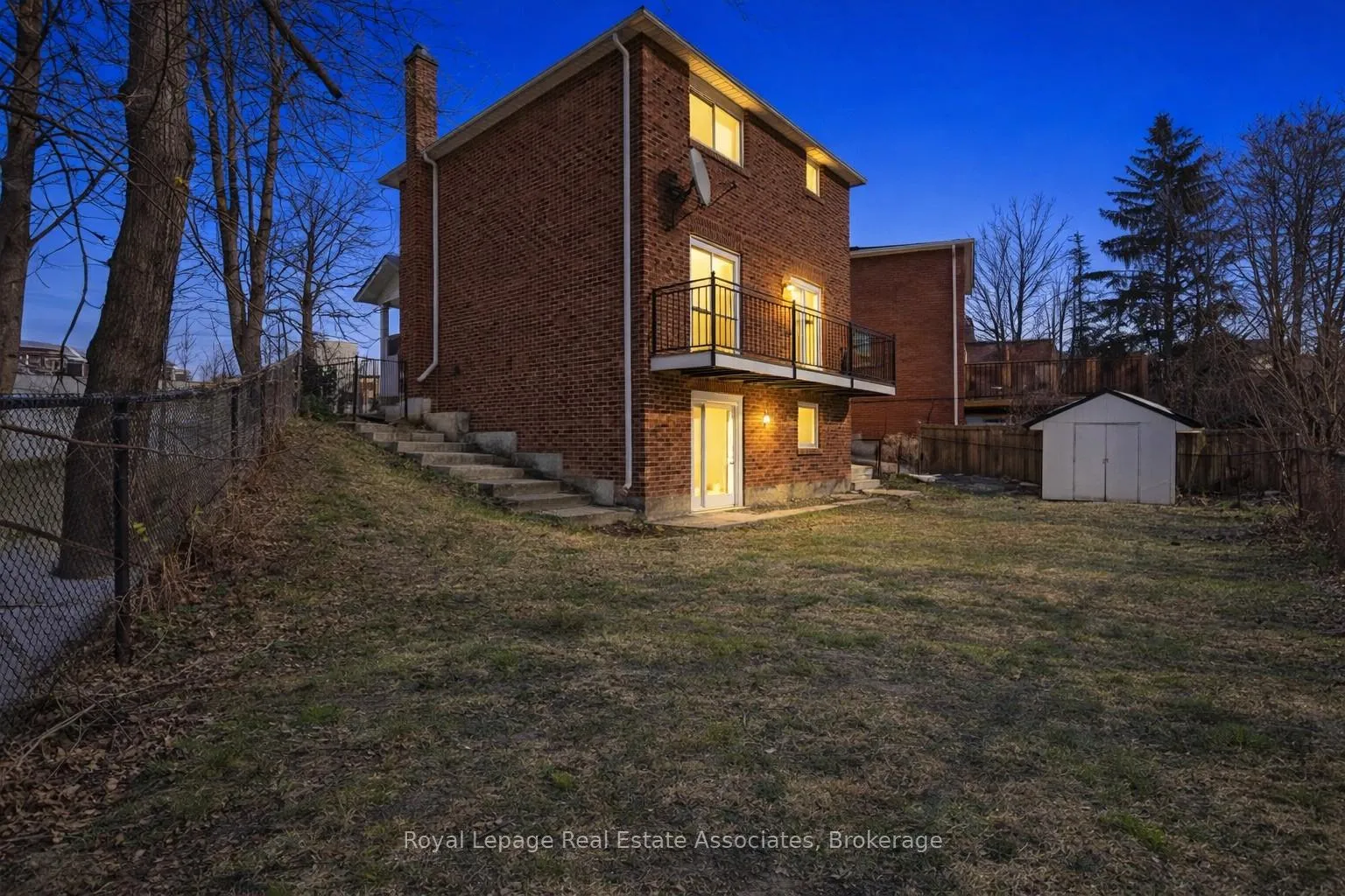 Photo 39 of 115 Coles Avenue, Vaughan, Vaughan Grove — HOMEH
