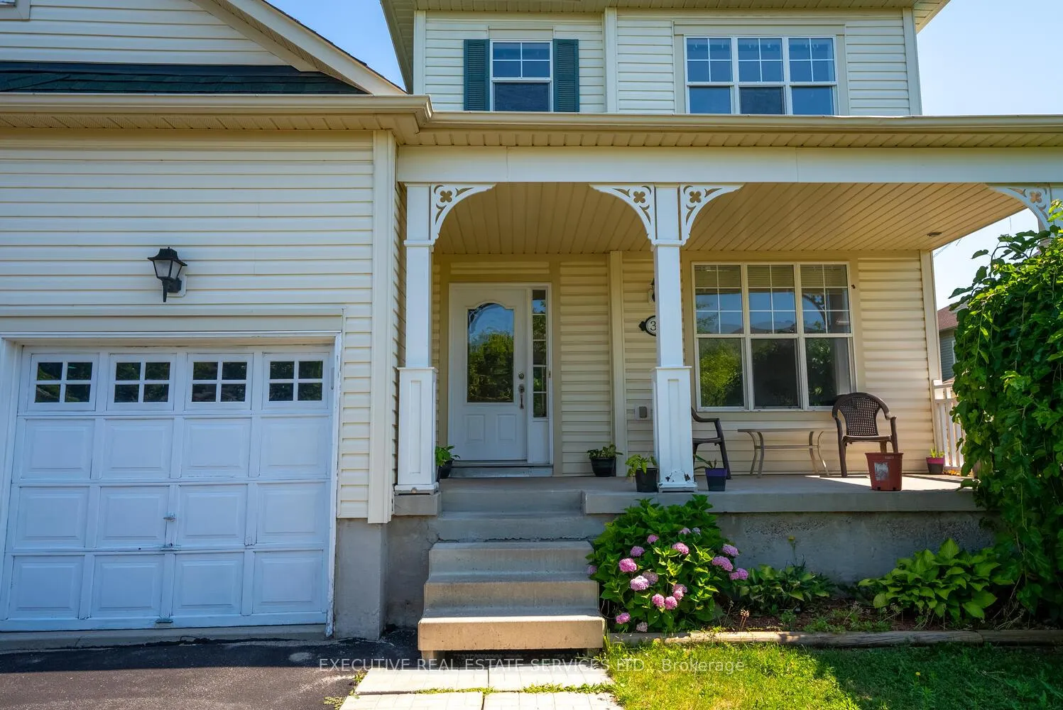 Photo 9 of 39 Hurst Street, Halton Hills, Acton — HOMEH