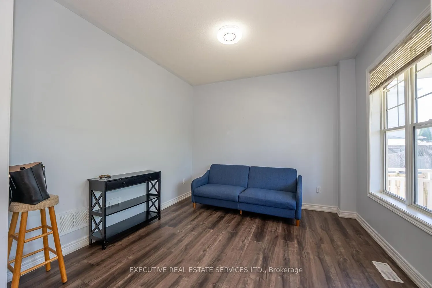 Photo 13 of 39 Hurst Street, Halton Hills, Acton — HOMEH