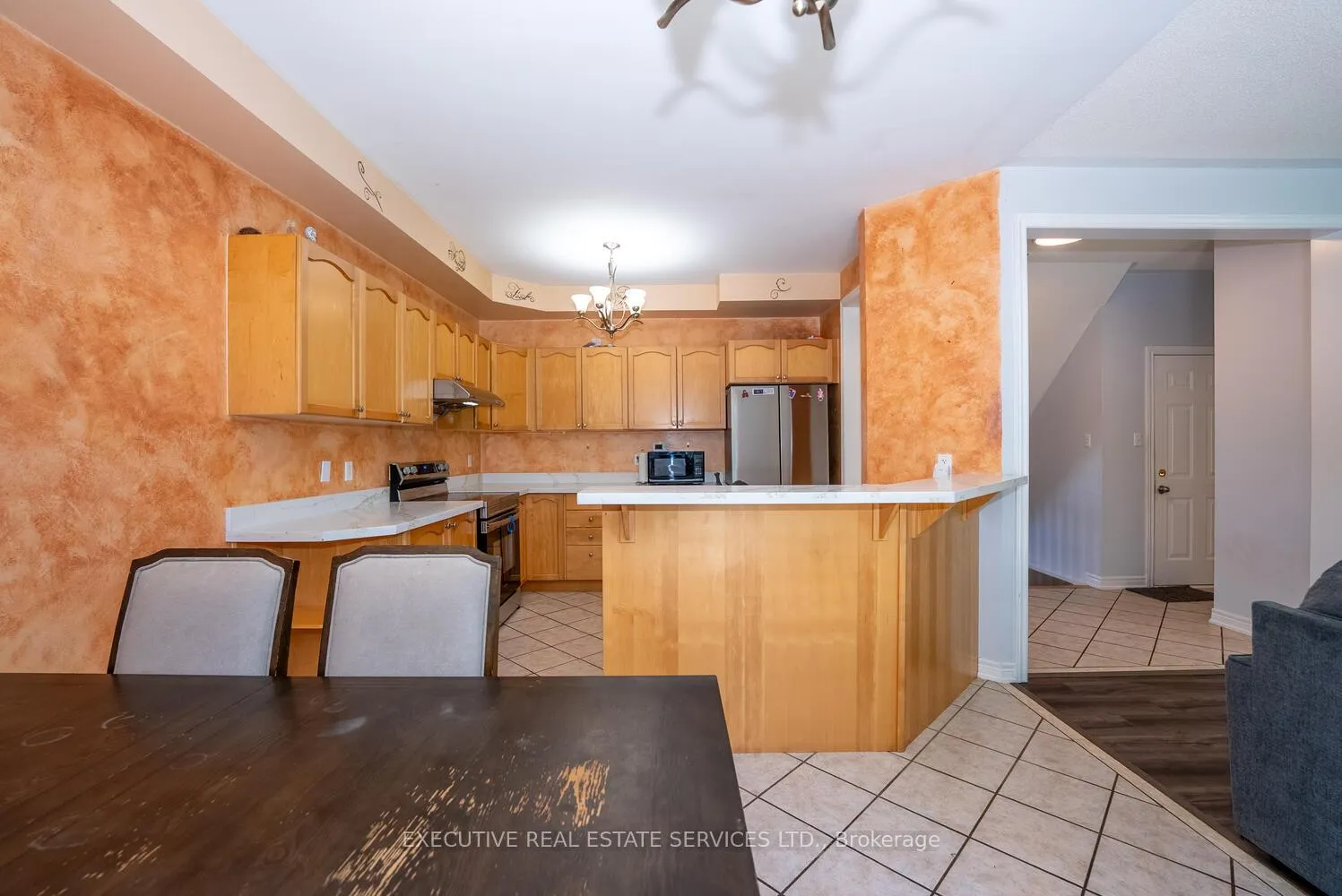 Photo 24 of 39 Hurst Street, Halton Hills, Acton — HOMEH