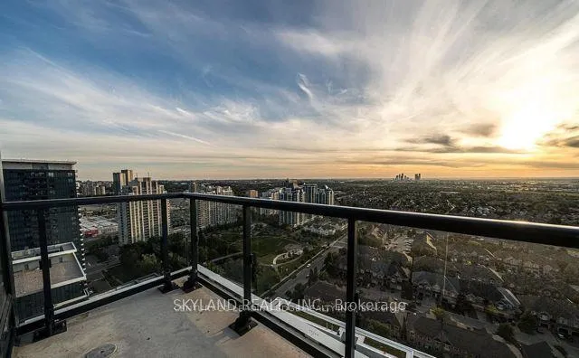 Photo 16 of Unit 2503, 7950 Bathurst Street, Vaughan, Beverley Glen — HOMEH