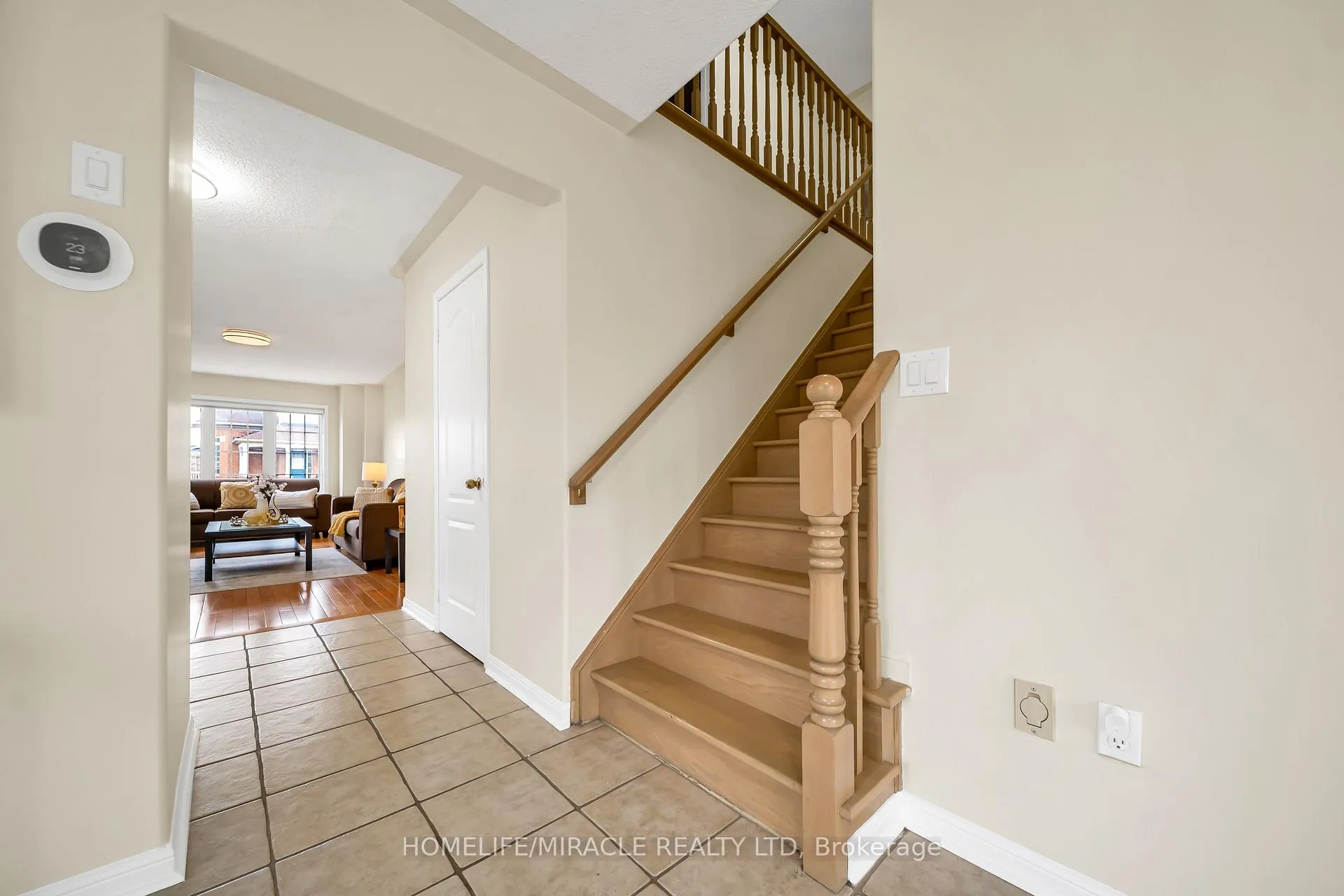 Photo 19 of 30 Orangegrove Drive, Brampton, Fletcher's Meadow — HOMEH