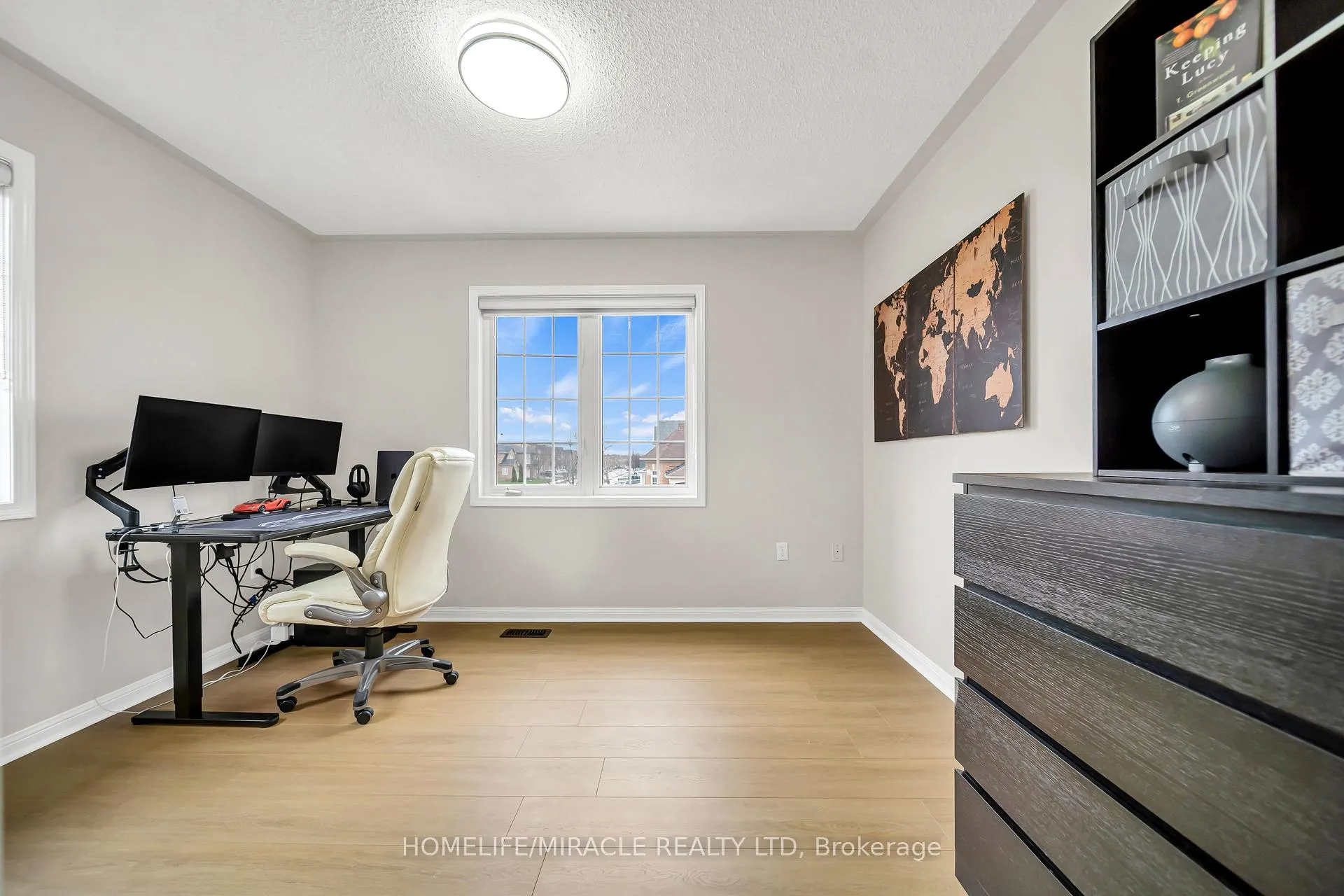 Photo 33 of 30 Orangegrove Drive, Brampton, Fletcher's Meadow — HOMEH