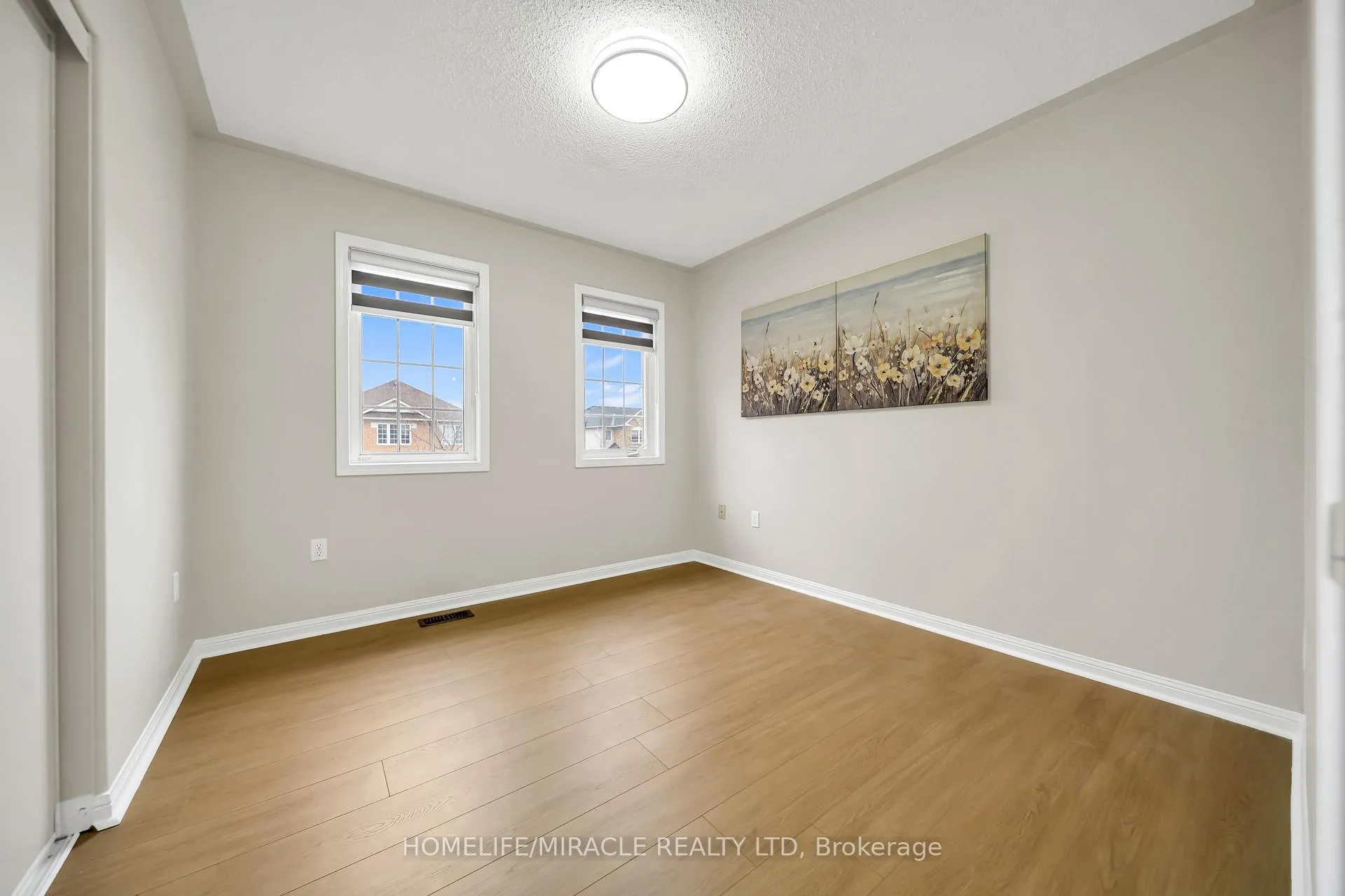 Photo 36 of 30 Orangegrove Drive, Brampton, Fletcher's Meadow — HOMEH