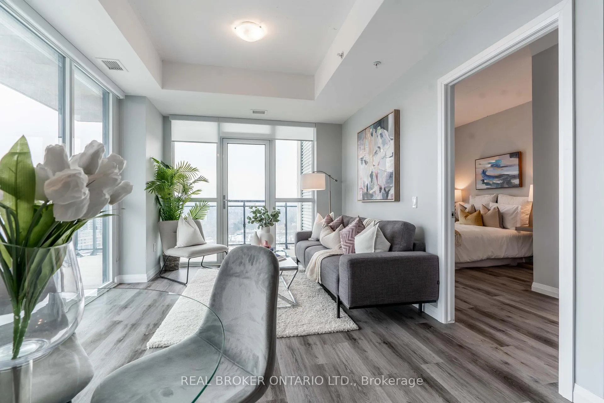 Photo 8 of Unit 1205, 60 Charles Street W, Kitchener — HOMEH