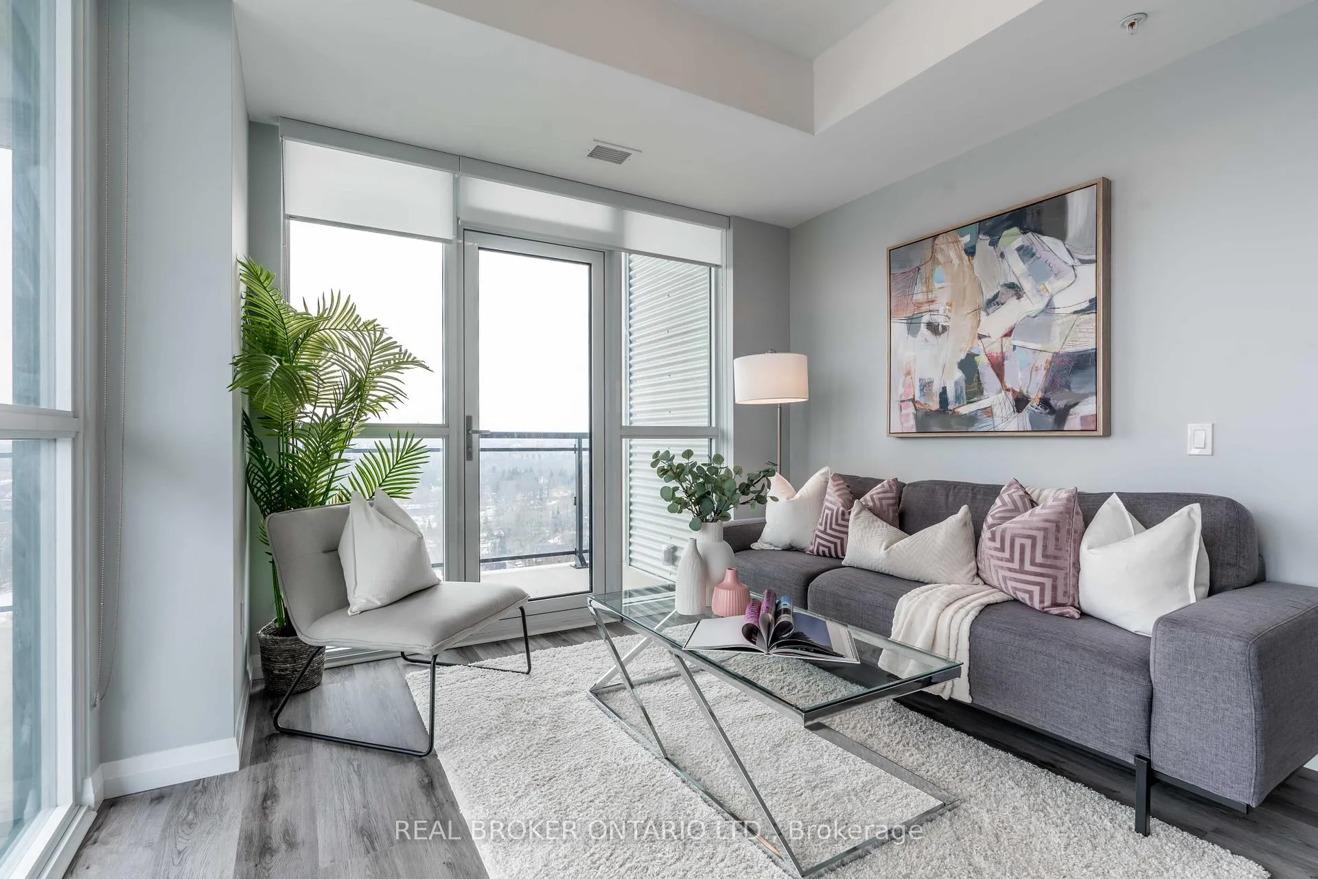 Photo 9 of Unit 1205, 60 Charles Street W, Kitchener — HOMEH