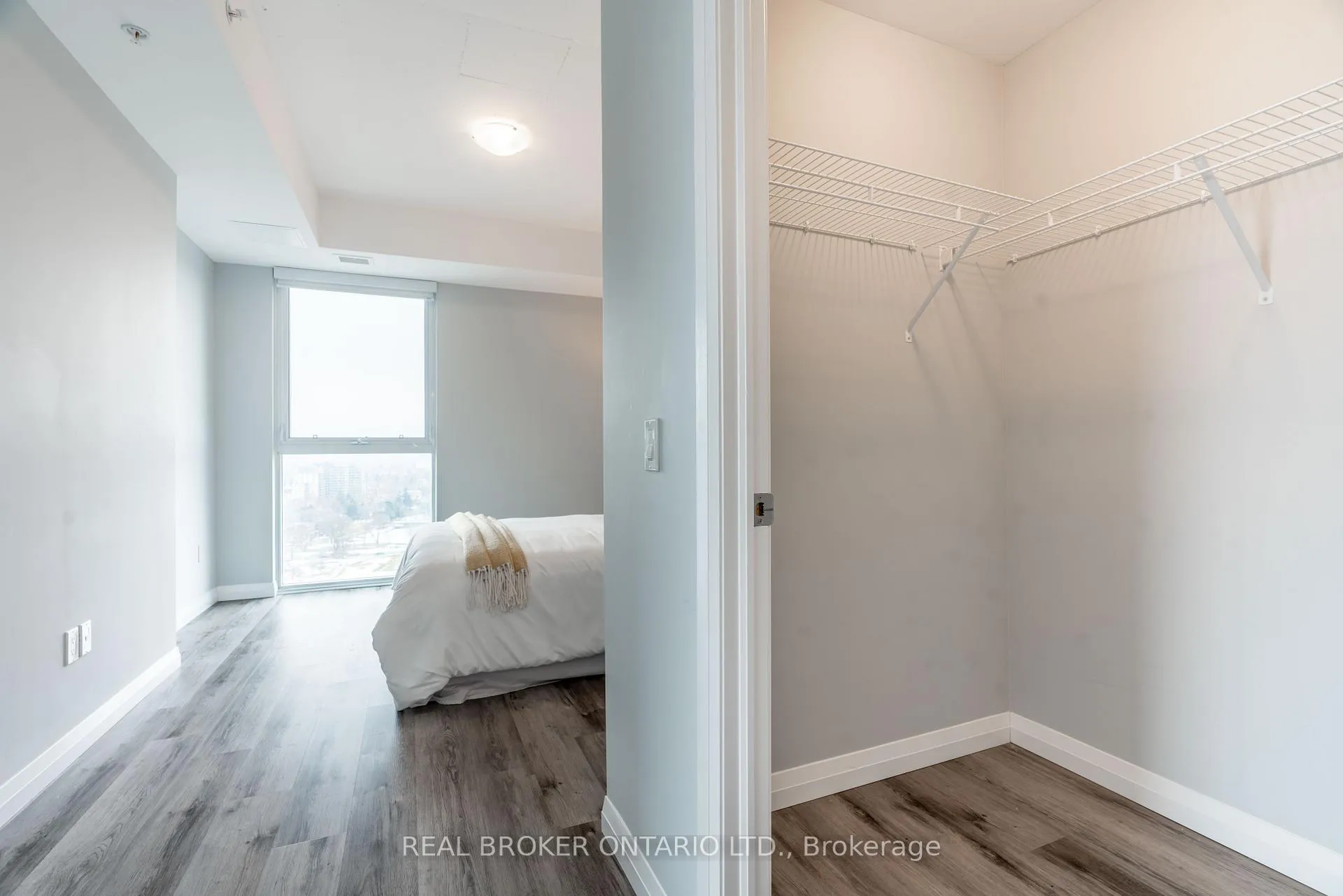 Photo 10 of Unit 1205, 60 Charles Street W, Kitchener — HOMEH