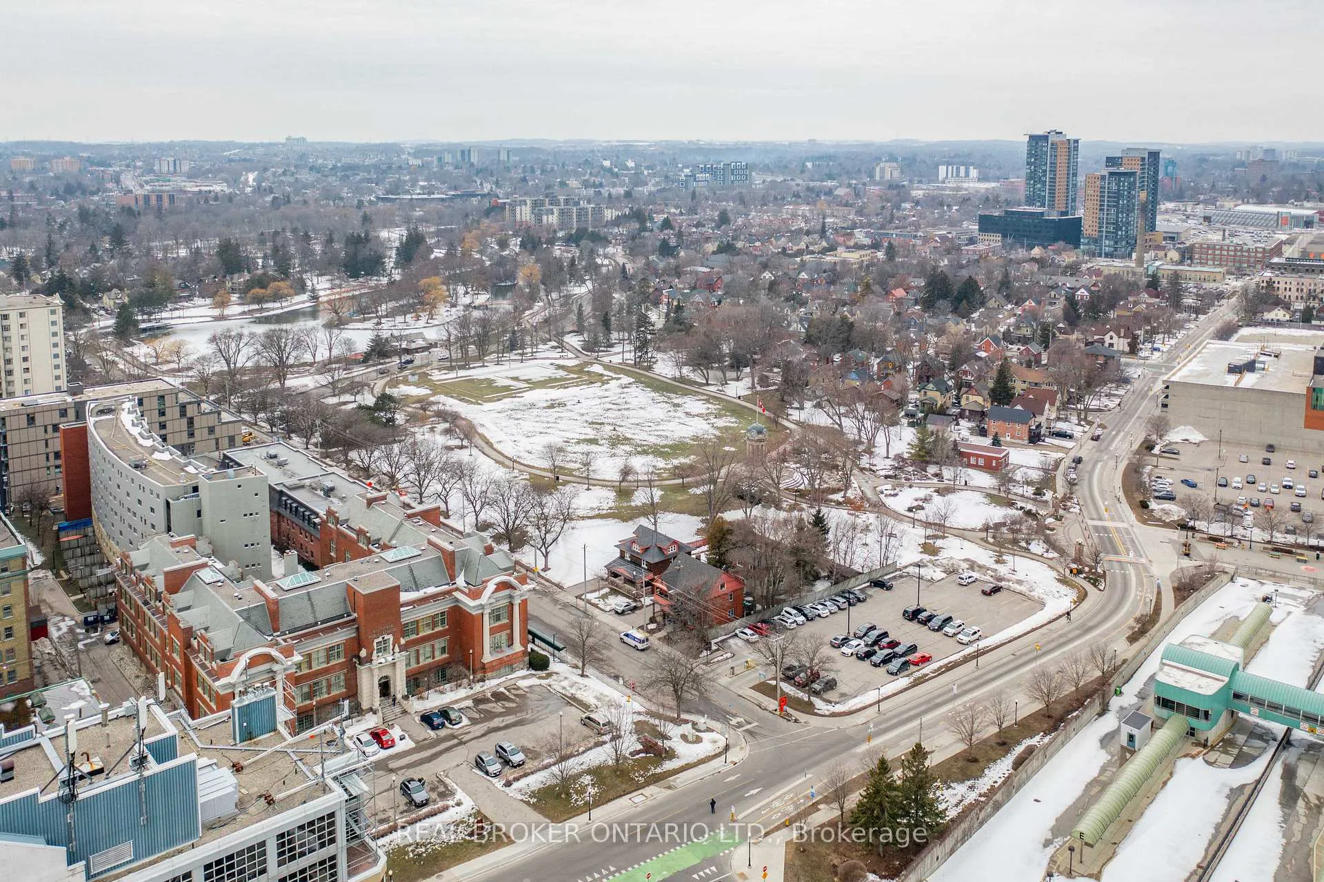 Photo 21 of Unit 1205, 60 Charles Street W, Kitchener — HOMEH