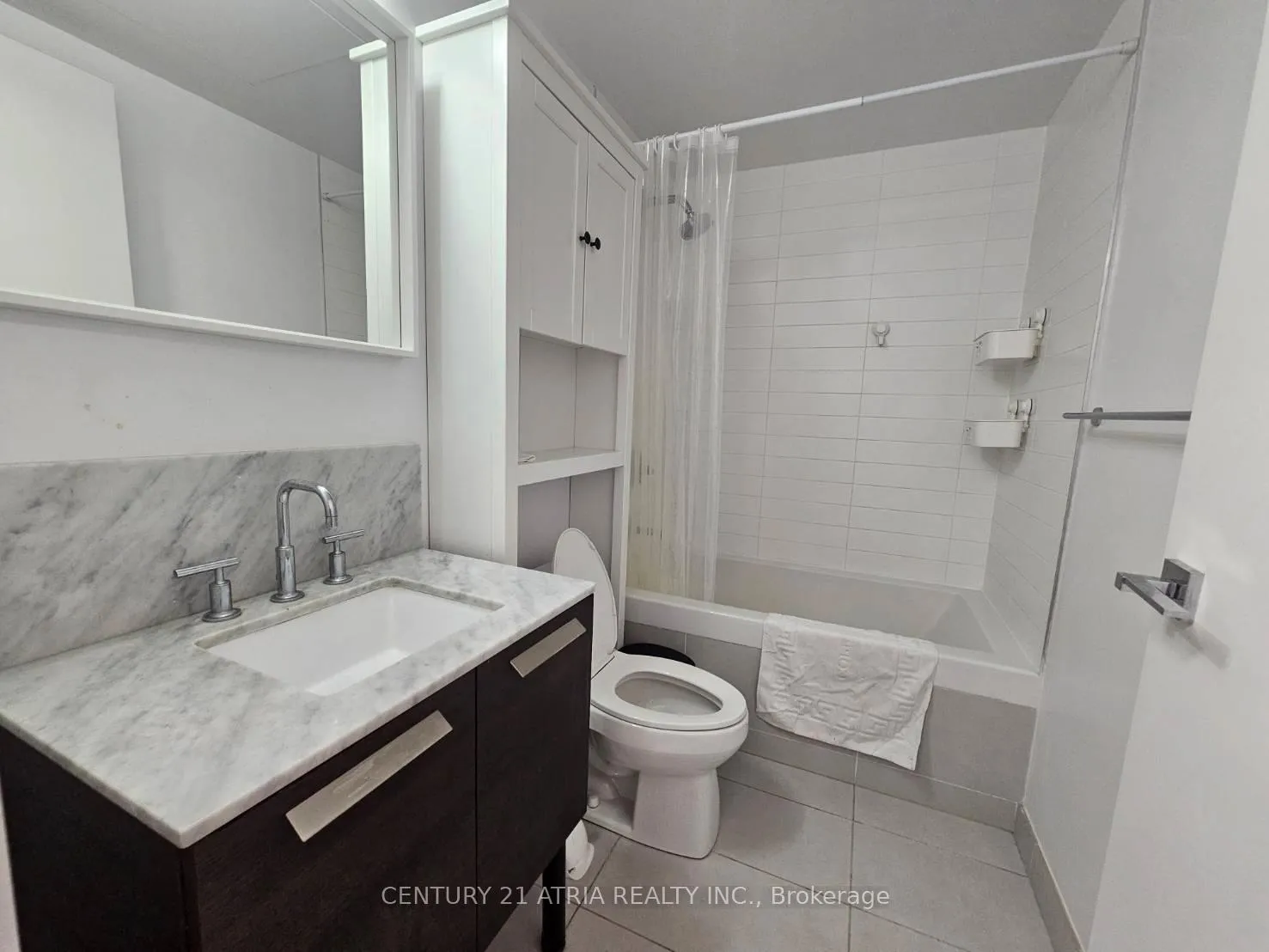 Photo 7 of Unit 3908, 42 Charles Street E, Toronto, Church-Yonge Corridor — HOMEH