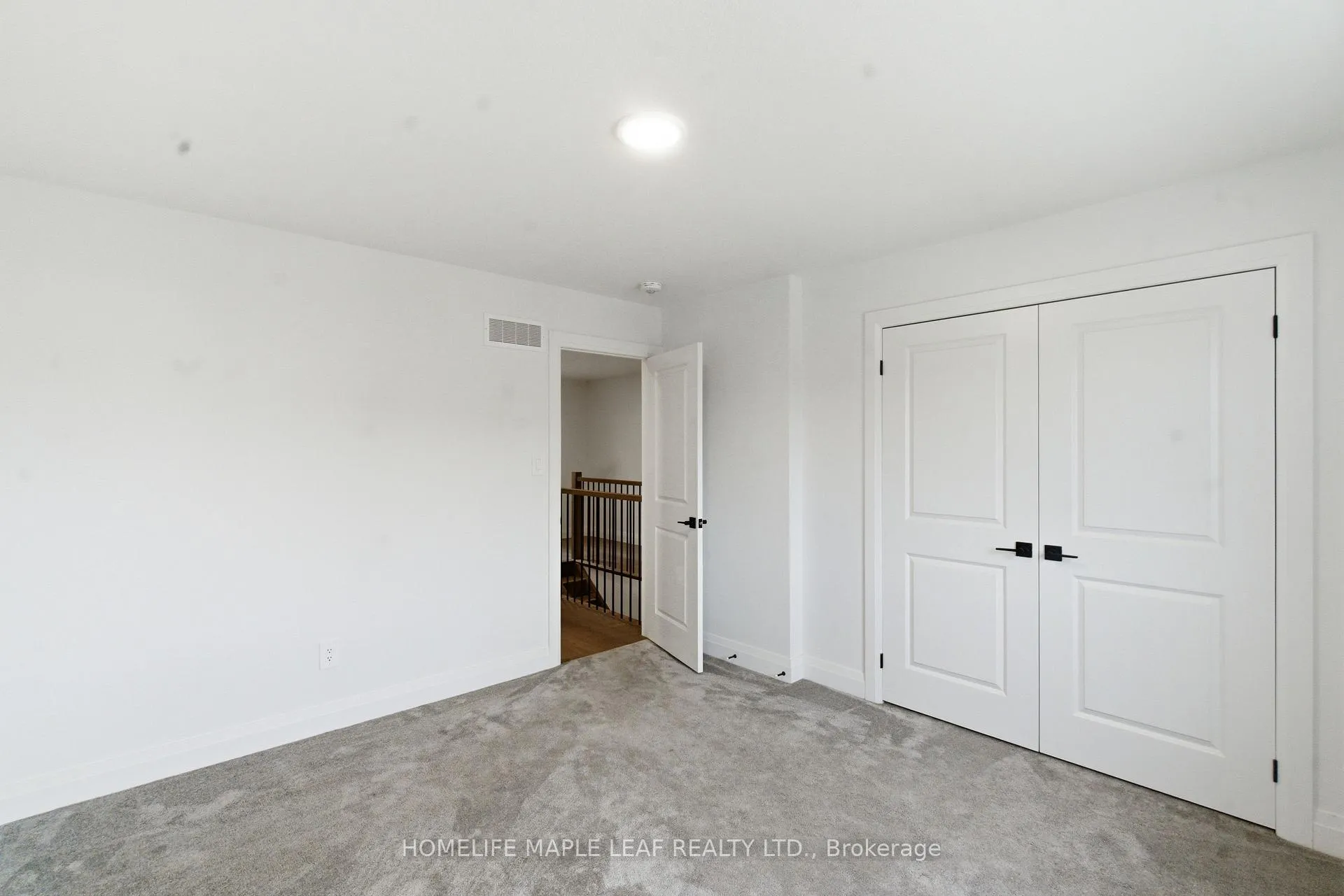 Photo 34 of 1566 Wright Crescent, London, North S — HOMEH