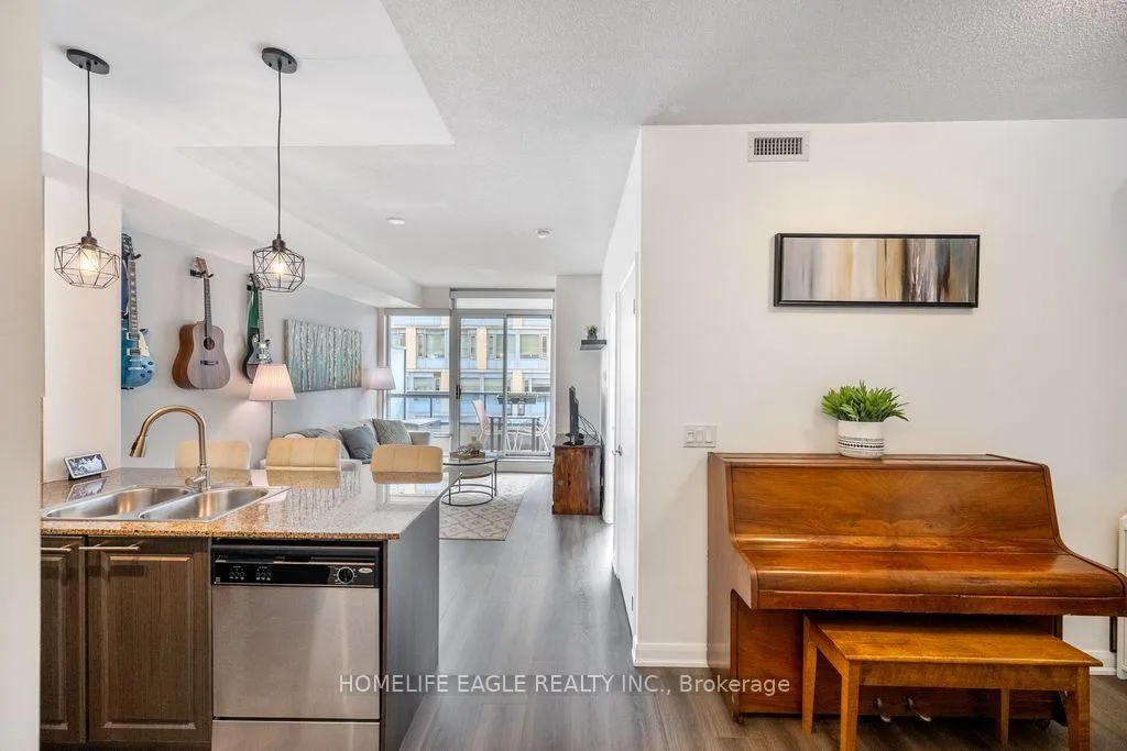 Photo 4 of Unit 606, 500 Sherbourne Street, Toronto, North St. James Town — HOMEH