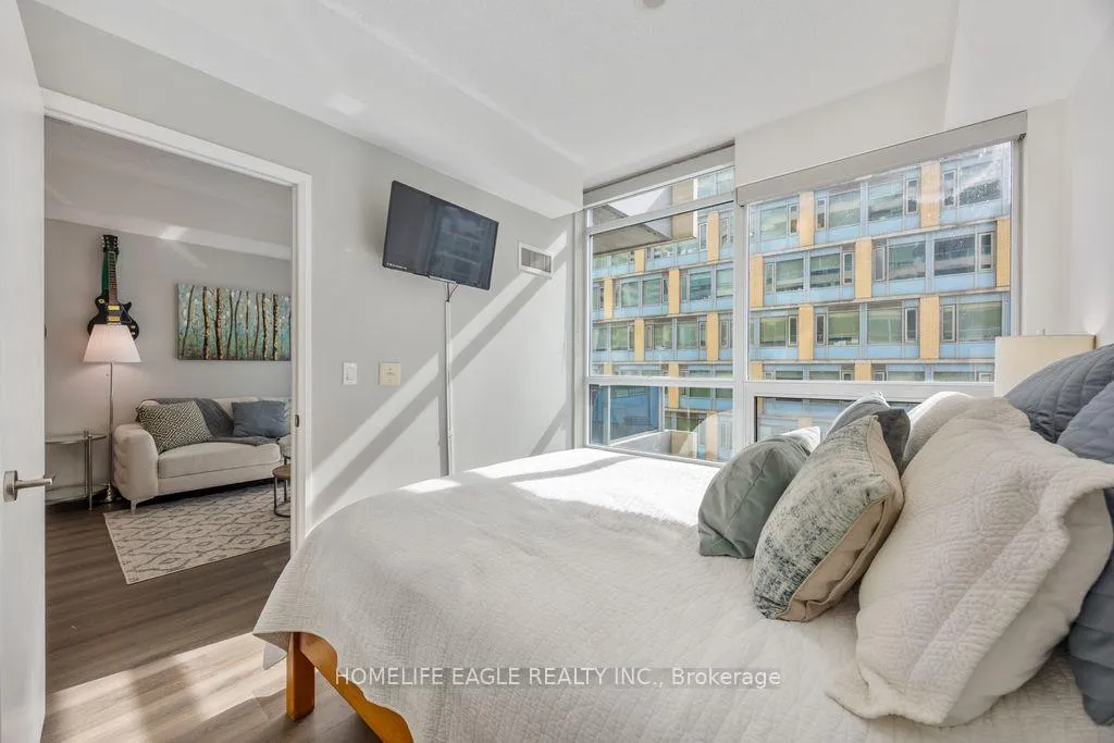 Photo 13 of Unit 606, 500 Sherbourne Street, Toronto, North St. James Town — HOMEH