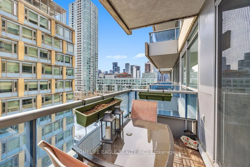 Photo 15 of Unit 606, 500 Sherbourne Street, Toronto, North St. James Town — HOMEH