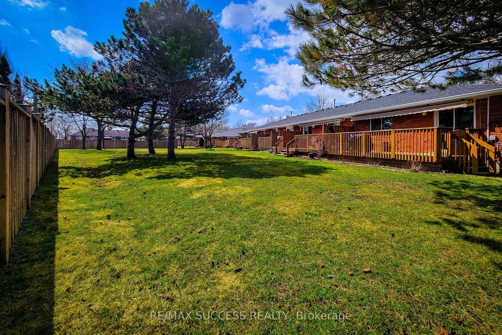 Photo 6 of Unit 37, 1030 Colborne Street E, Brantford — HOMEH