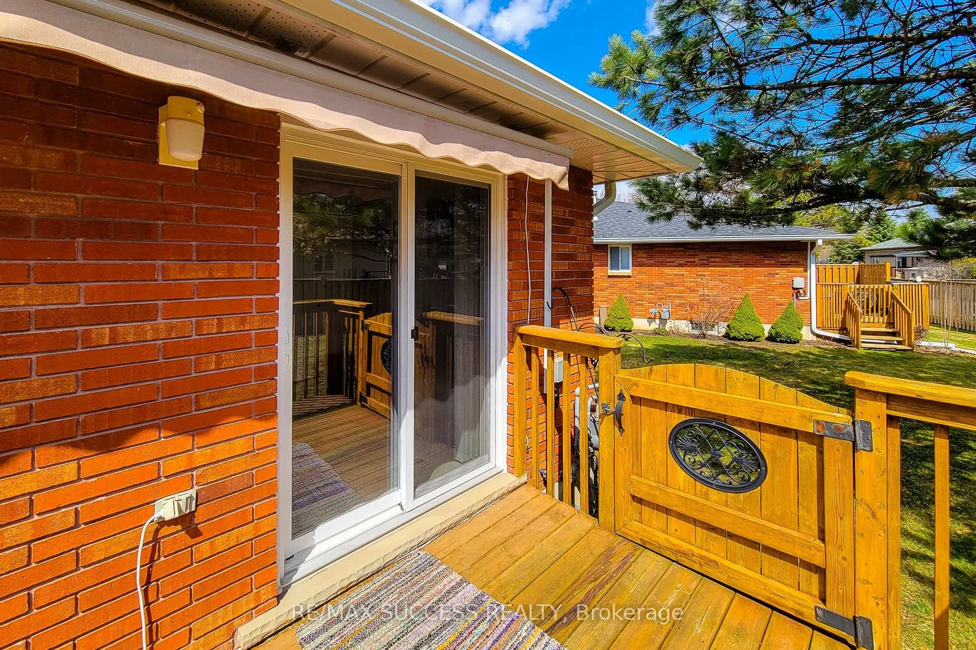 Photo 11 of Unit 37, 1030 Colborne Street E, Brantford — HOMEH