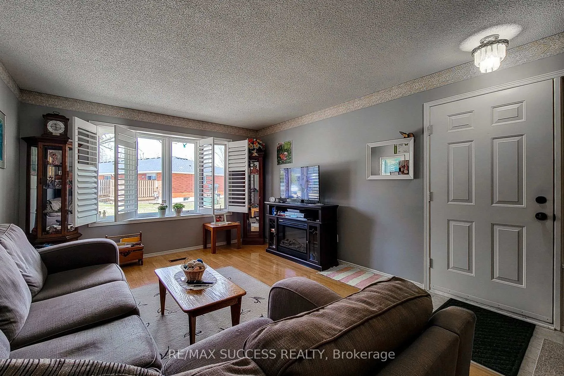 Photo 13 of Unit 37, 1030 Colborne Street E, Brantford — HOMEH