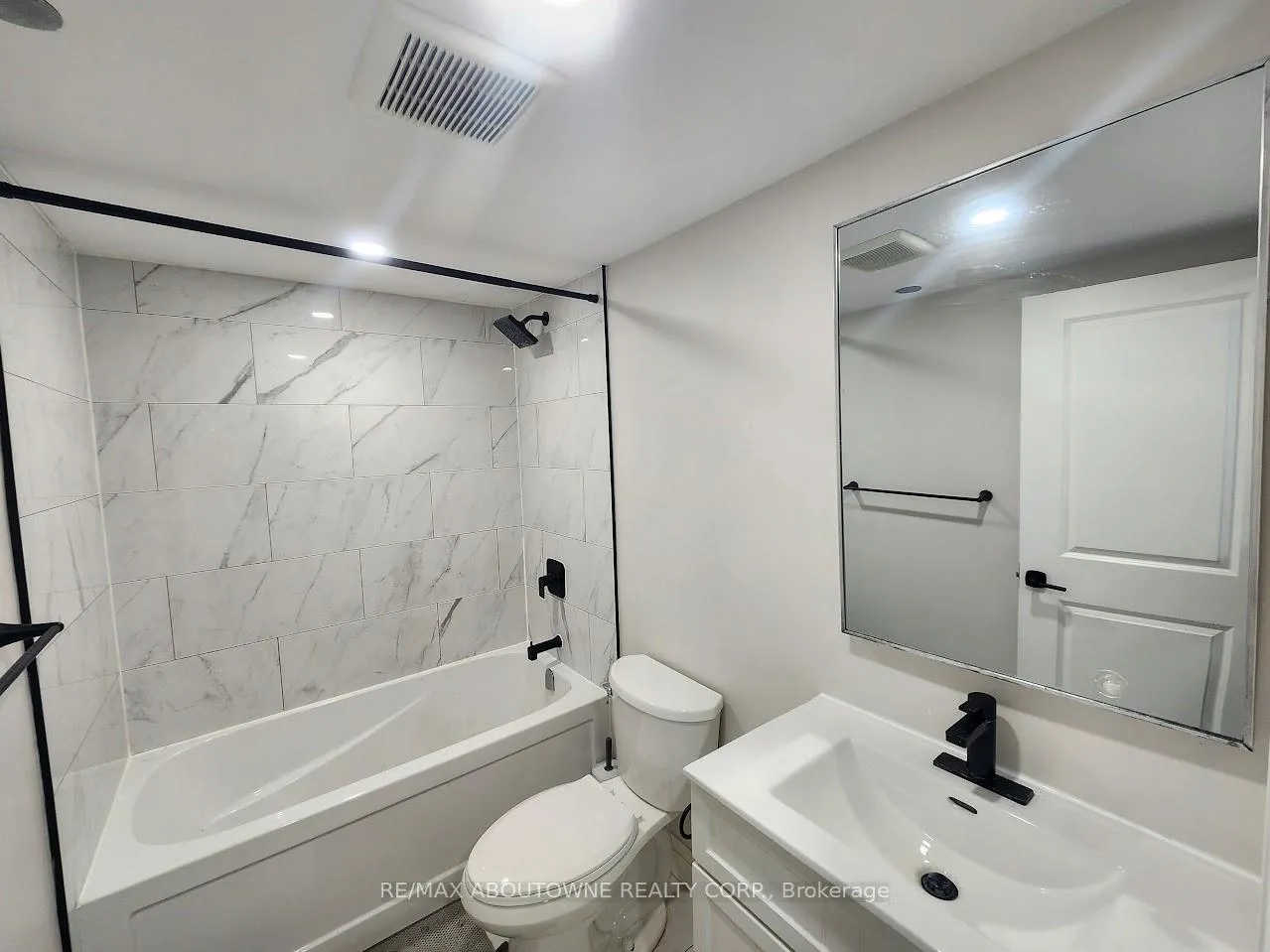 Photo 10 of Unit BSMT, 366 Upper Ottawa Street, Hamilton, Sunninghill — HOMEH