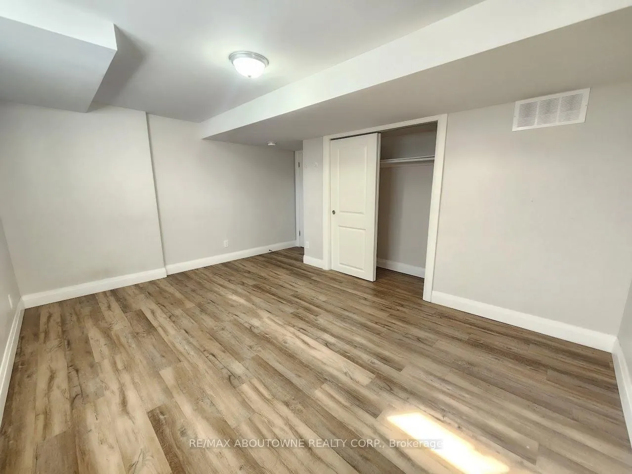 Photo 12 of Unit BSMT, 366 Upper Ottawa Street, Hamilton, Sunninghill — HOMEH