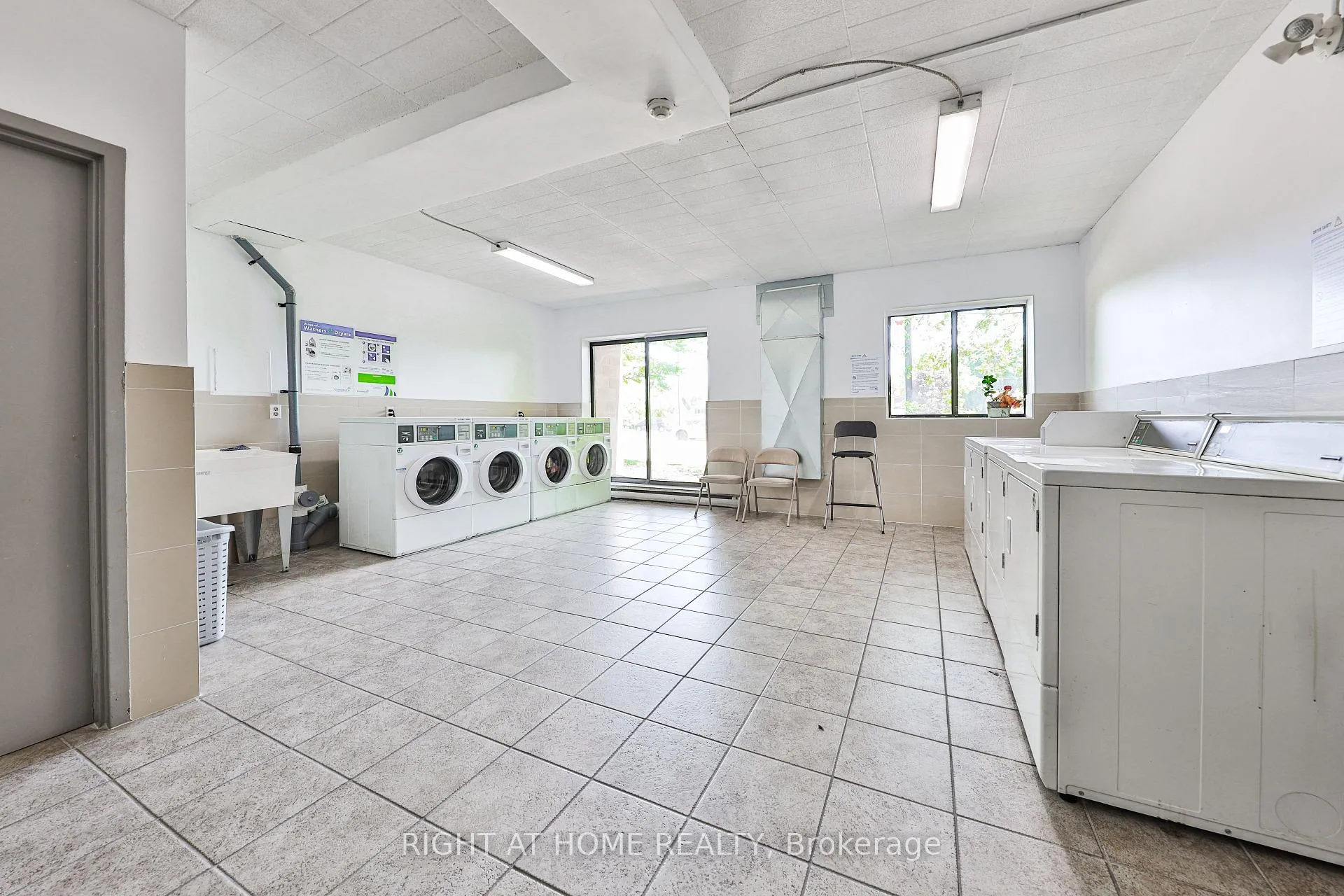 Photo 13 of Unit 411, 29 West Avenue W, Kitchener — HOMEH