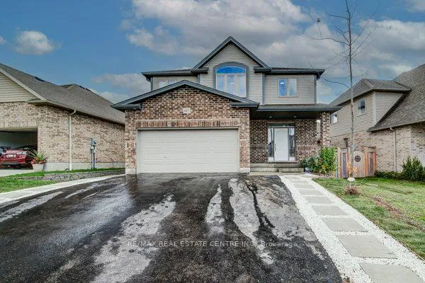 Photo 2 of 617 Thorndale Drive, Waterloo — HOMEH
