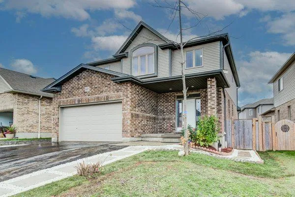 Photo 4 of 617 Thorndale Drive, Waterloo — HOMEH