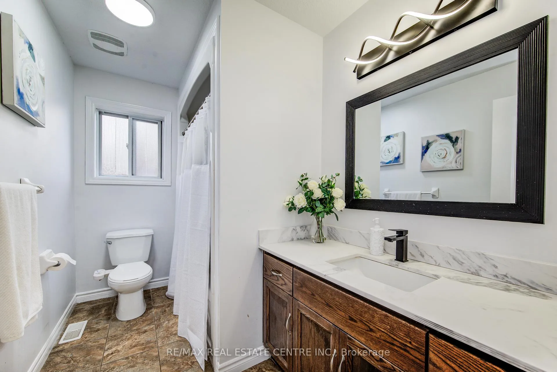 Photo 34 of 617 Thorndale Drive, Waterloo — HOMEH