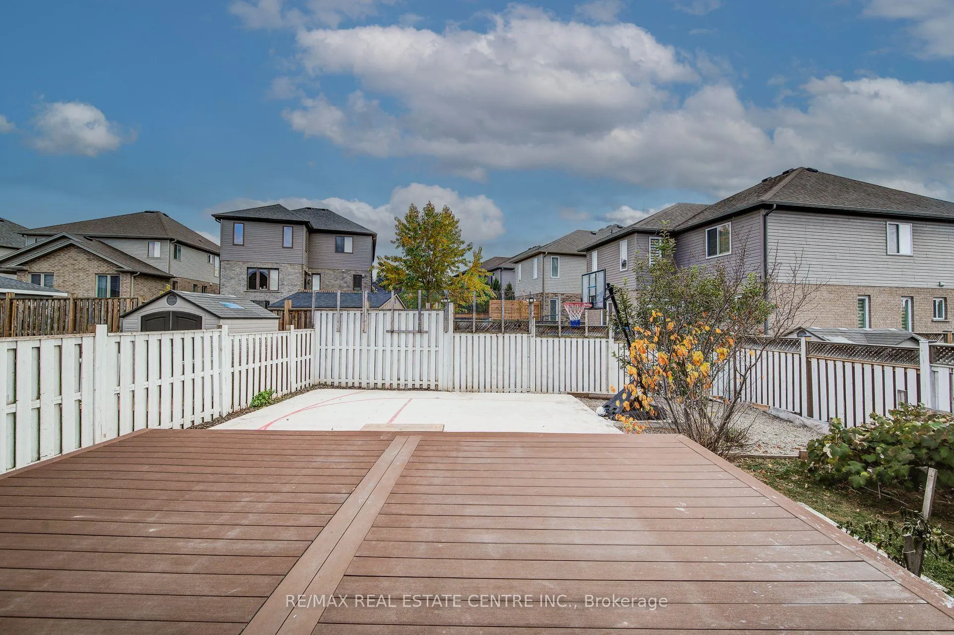 Photo 44 of 617 Thorndale Drive, Waterloo — HOMEH