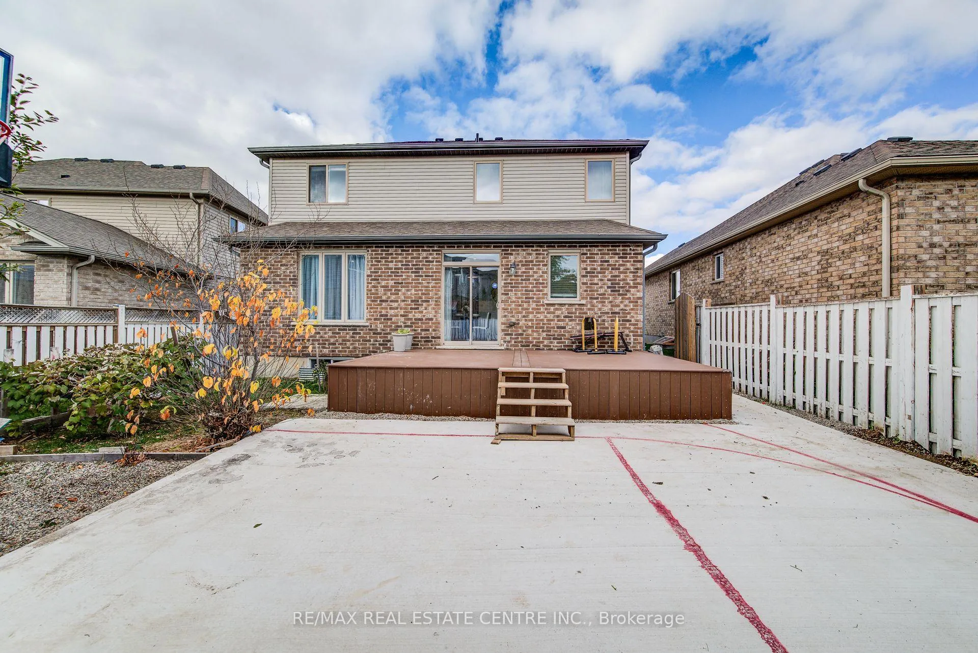 Photo 48 of 617 Thorndale Drive, Waterloo — HOMEH