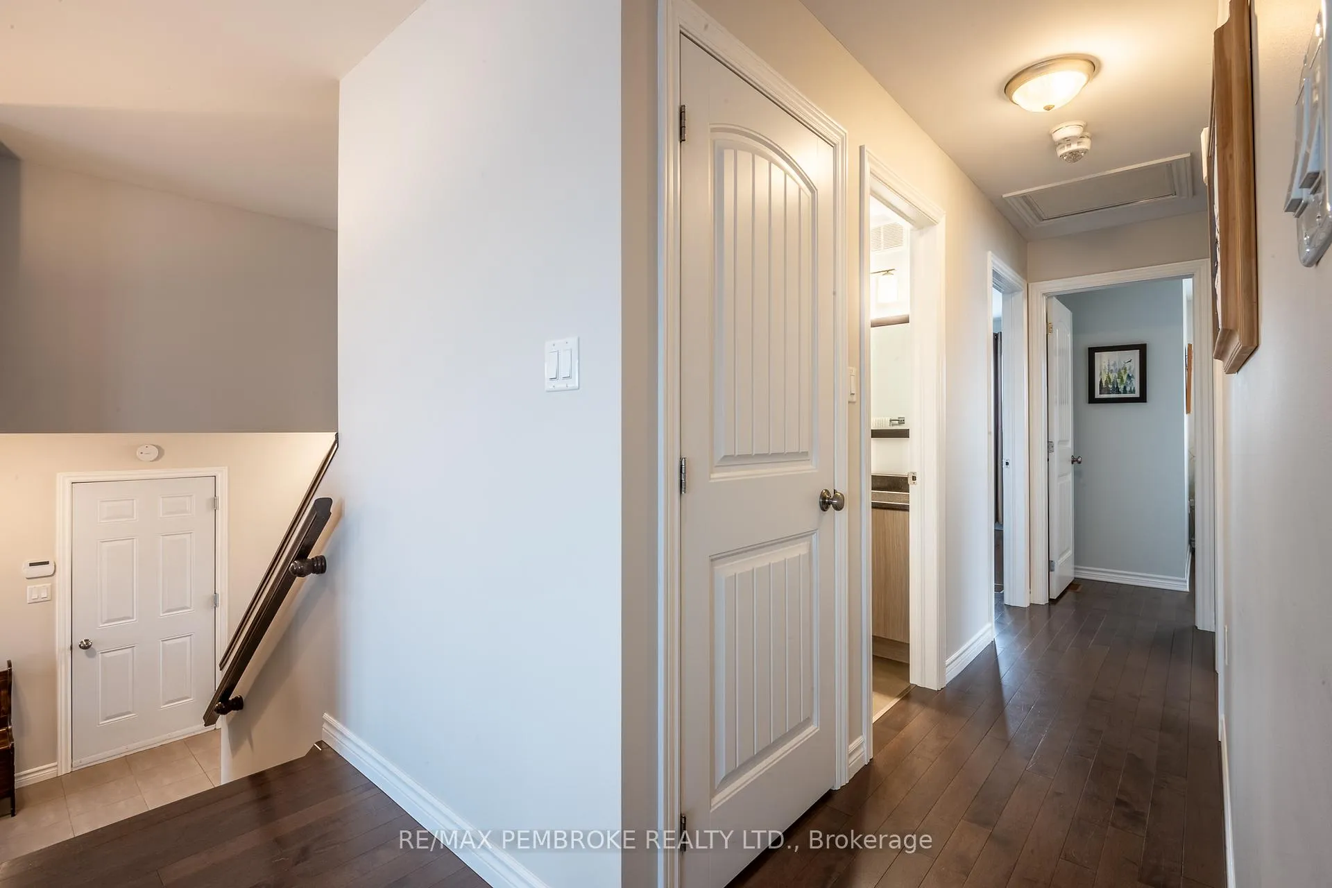 Photo 11 of 21 Newport Drive, Petawawa — HOMEH