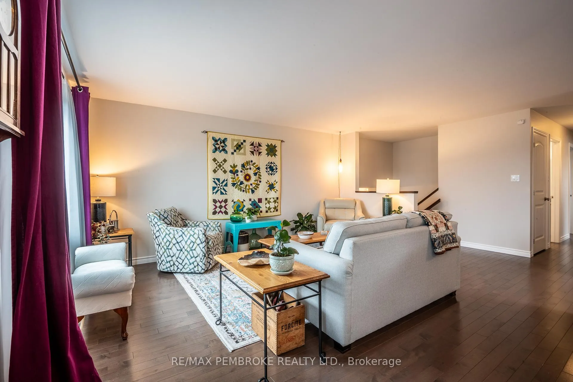 Photo 13 of 21 Newport Drive, Petawawa — HOMEH