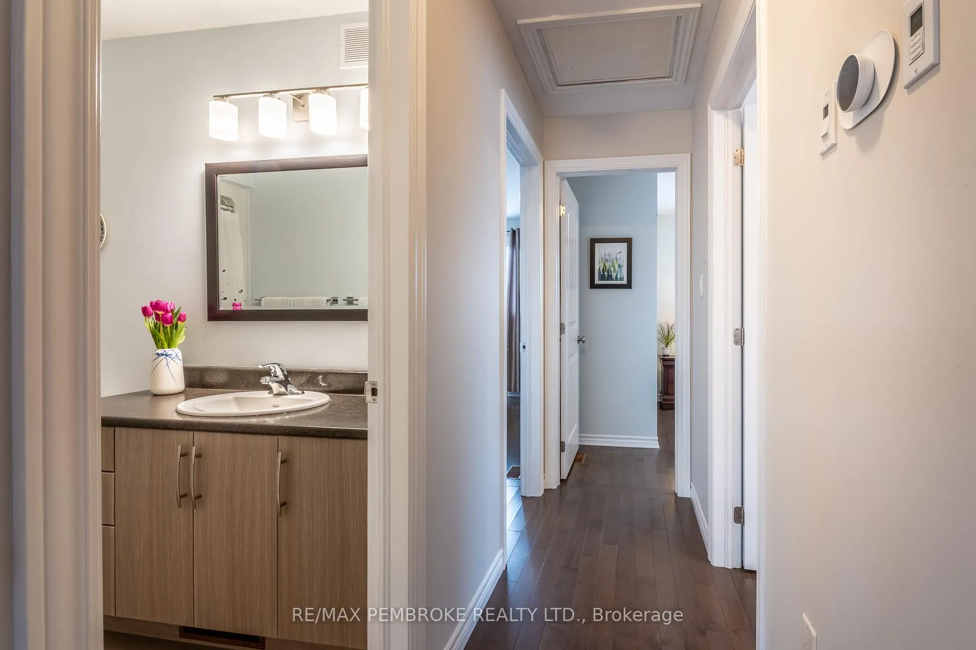 Photo 18 of 21 Newport Drive, Petawawa — HOMEH