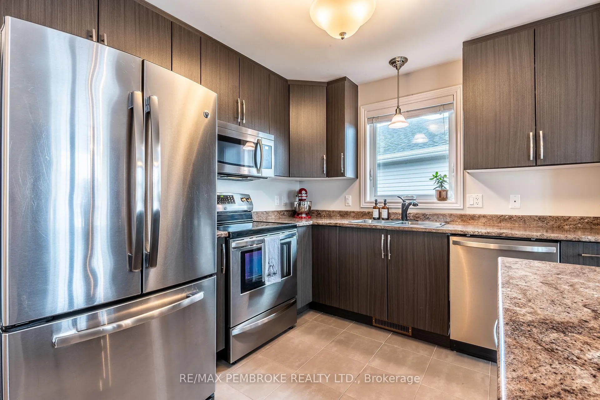 Photo 21 of 21 Newport Drive, Petawawa — HOMEH