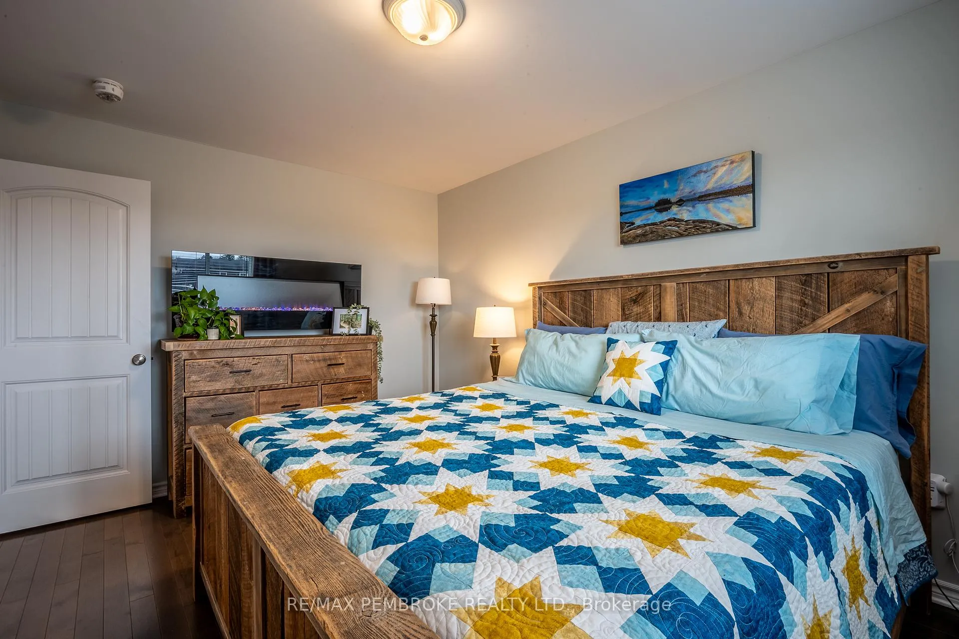 Photo 25 of 21 Newport Drive, Petawawa — HOMEH