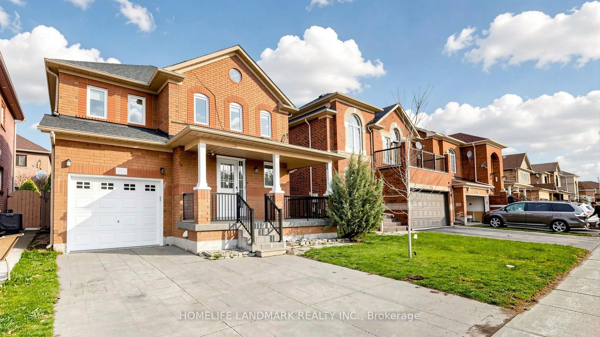 Photo 2 of 186 Tierra Avenue, Vaughan, Vellore Village — HOMEH