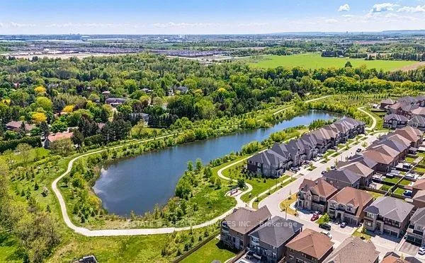 Photo 2 of 48 Beacon Hill Drive, Brampton, Credit Valley — HOMEH