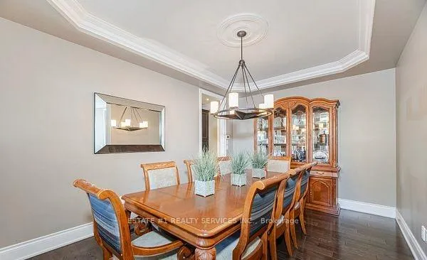 Photo 11 of 48 Beacon Hill Drive, Brampton, Credit Valley — HOMEH