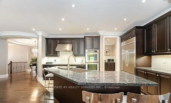Photo 13 of 48 Beacon Hill Drive, Brampton, Credit Valley — HOMEH