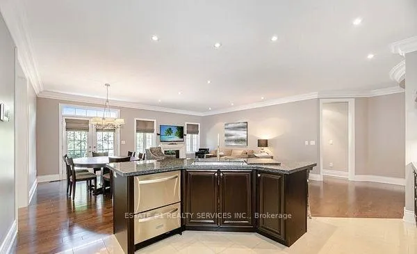 Photo 14 of 48 Beacon Hill Drive, Brampton, Credit Valley — HOMEH