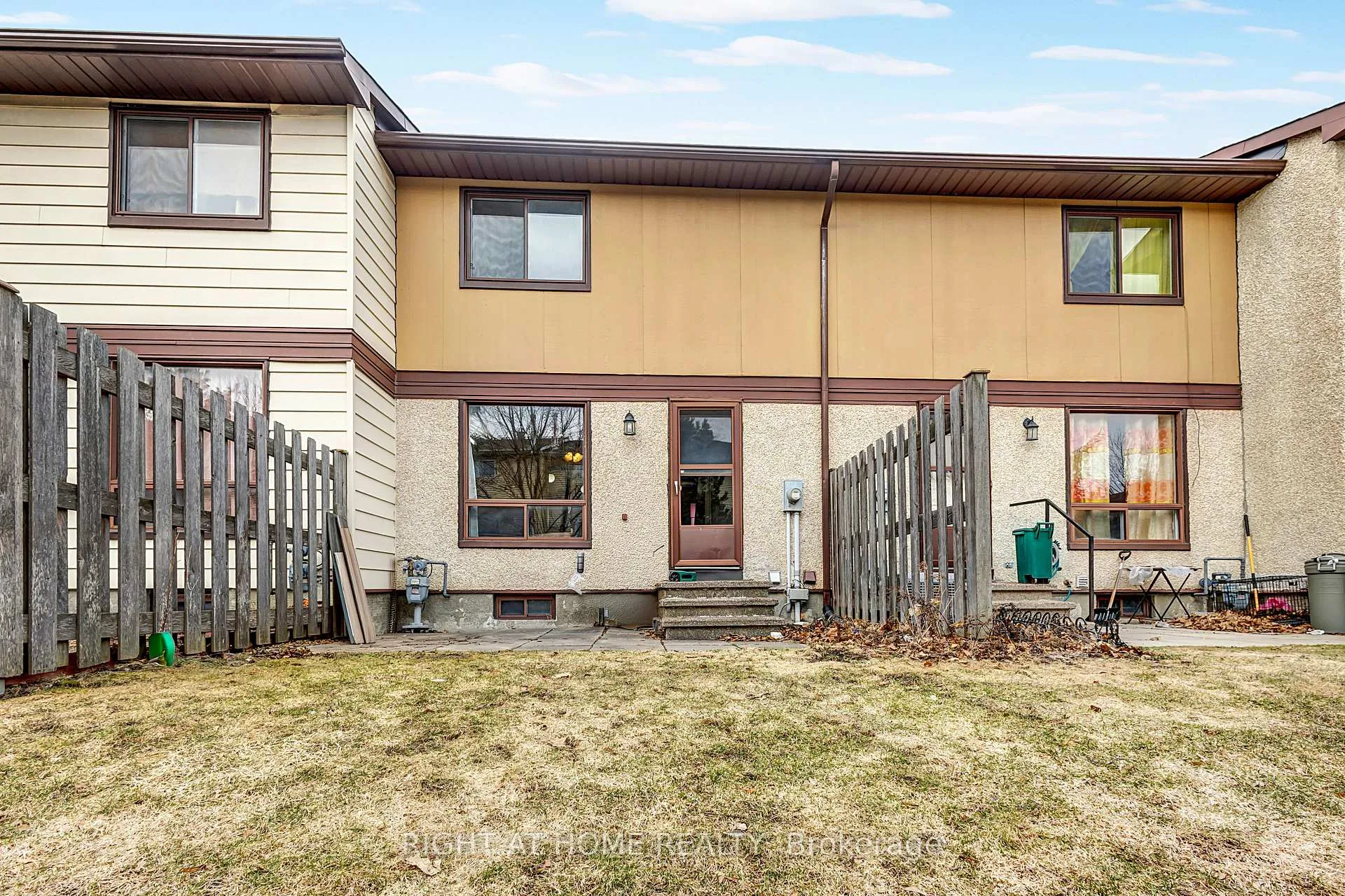 Photo 26 of 1324 Belgate Way, Ottawa, Cyrville — HOMEH
