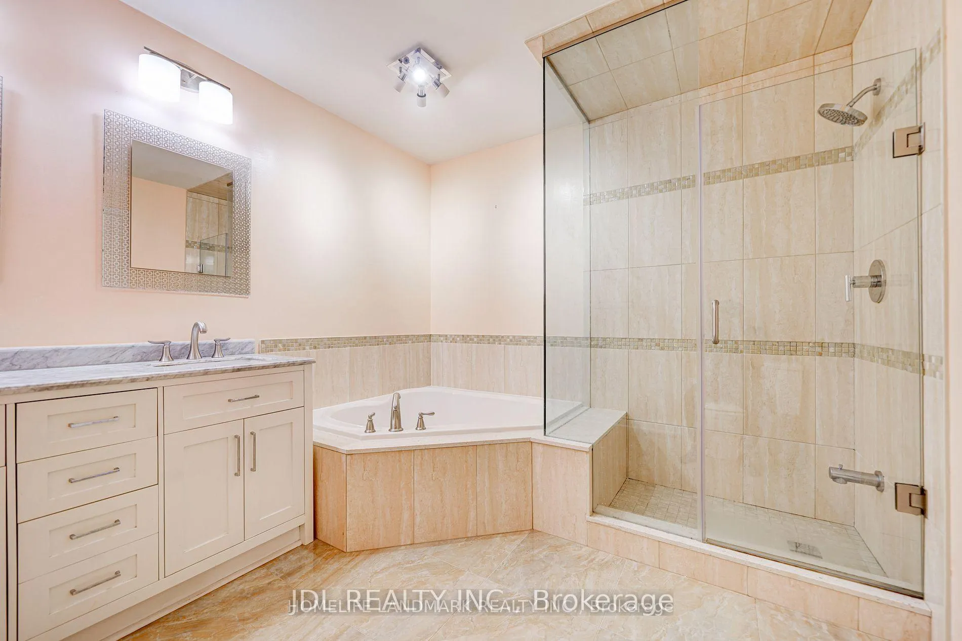 Photo 18 of 114 Alderbury Drive, Markham, Middlefield — HOMEH