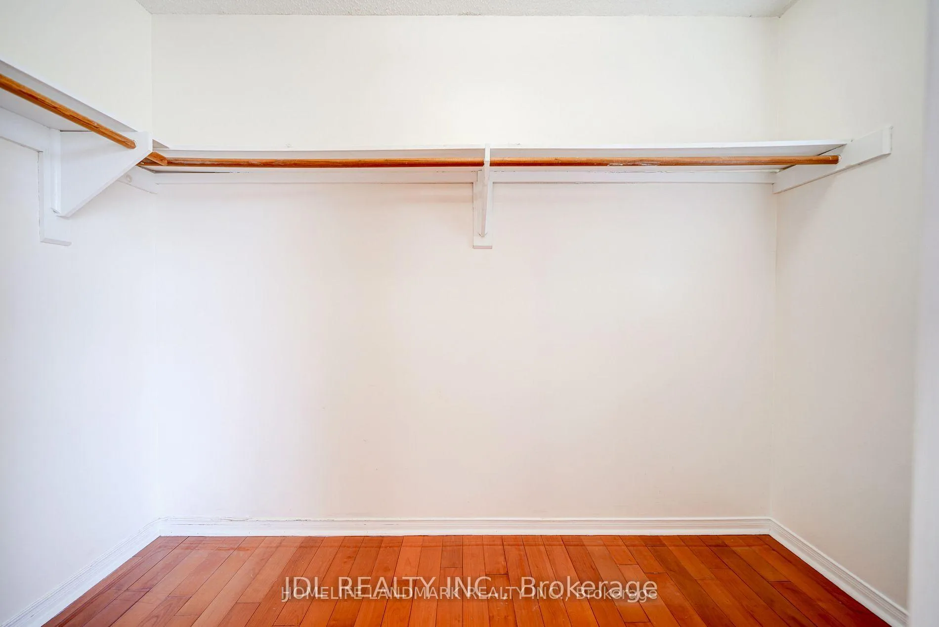 Photo 20 of 114 Alderbury Drive, Markham, Middlefield — HOMEH