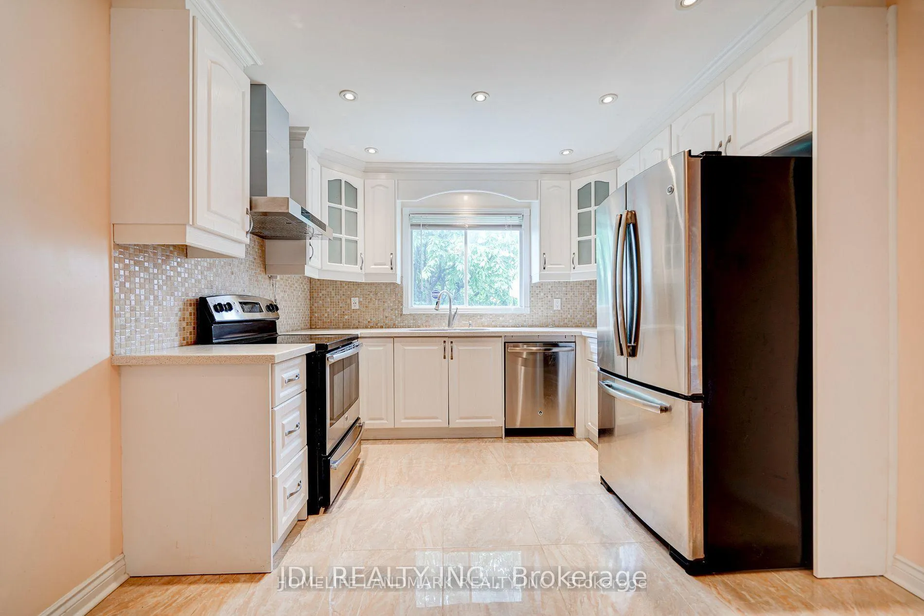Photo 34 of 114 Alderbury Drive, Markham, Middlefield — HOMEH