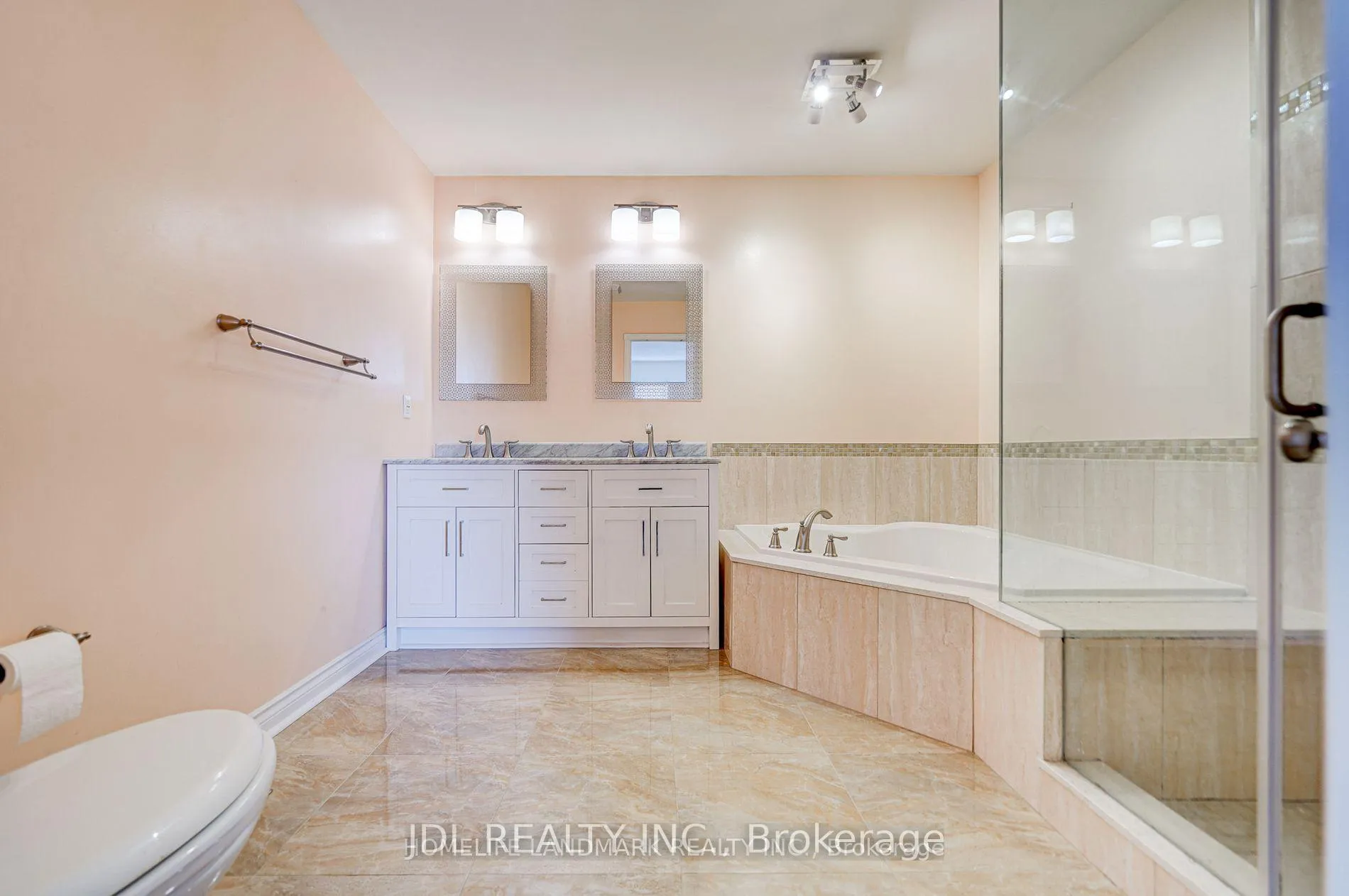 Photo 46 of 114 Alderbury Drive, Markham, Middlefield — HOMEH