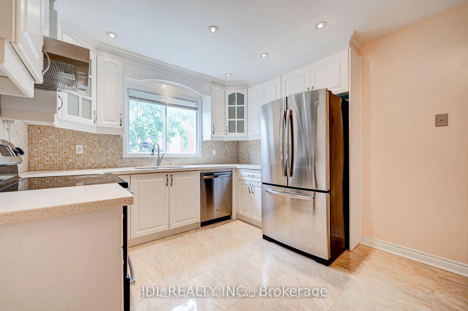 Photo 55 of 114 Alderbury Drive, Markham, Middlefield — HOMEH
