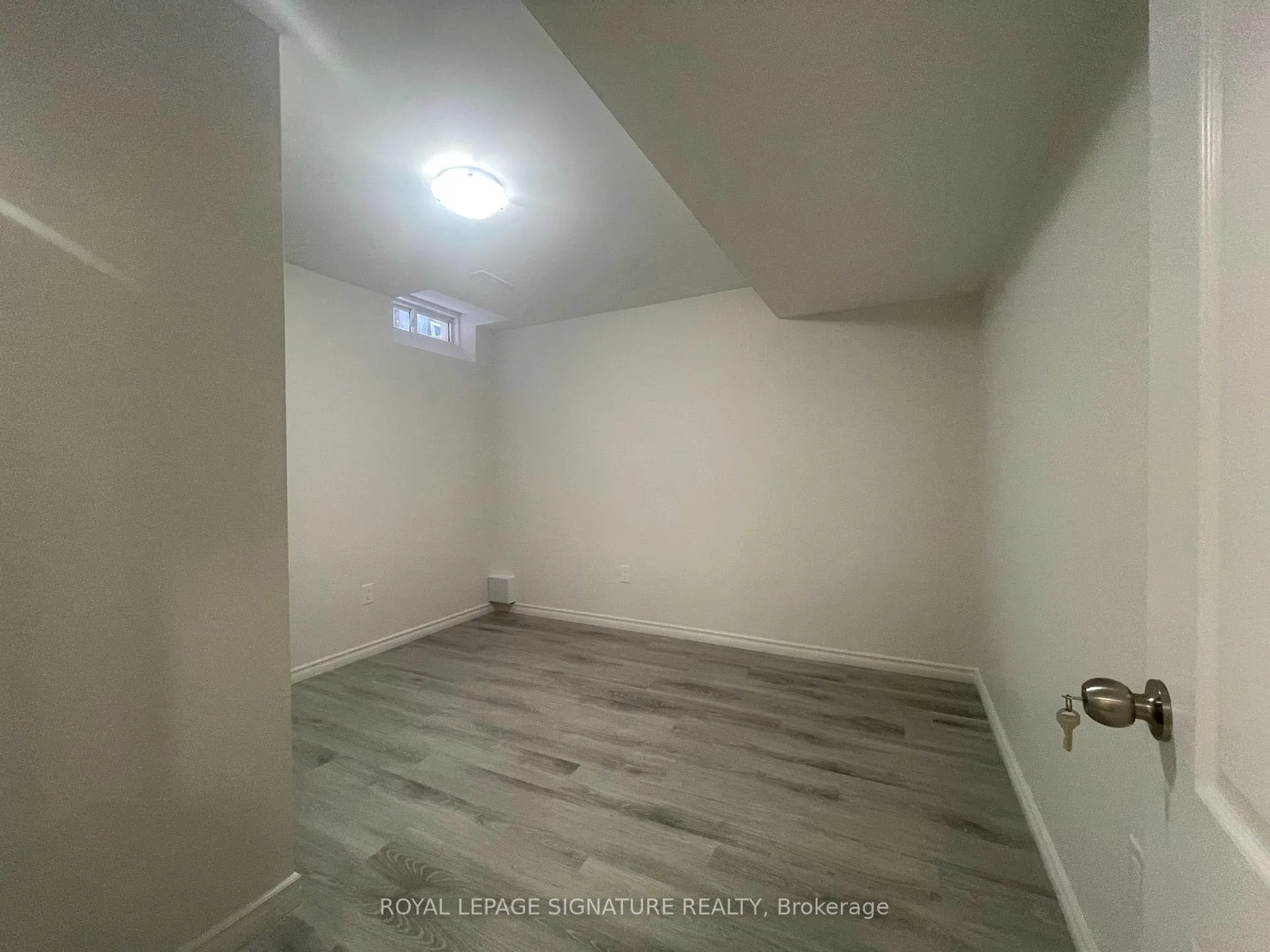 Photo 5 of Unit Bsmt, 99 Convoy Crescent, Vaughan, Vellore Village — HOMEH
