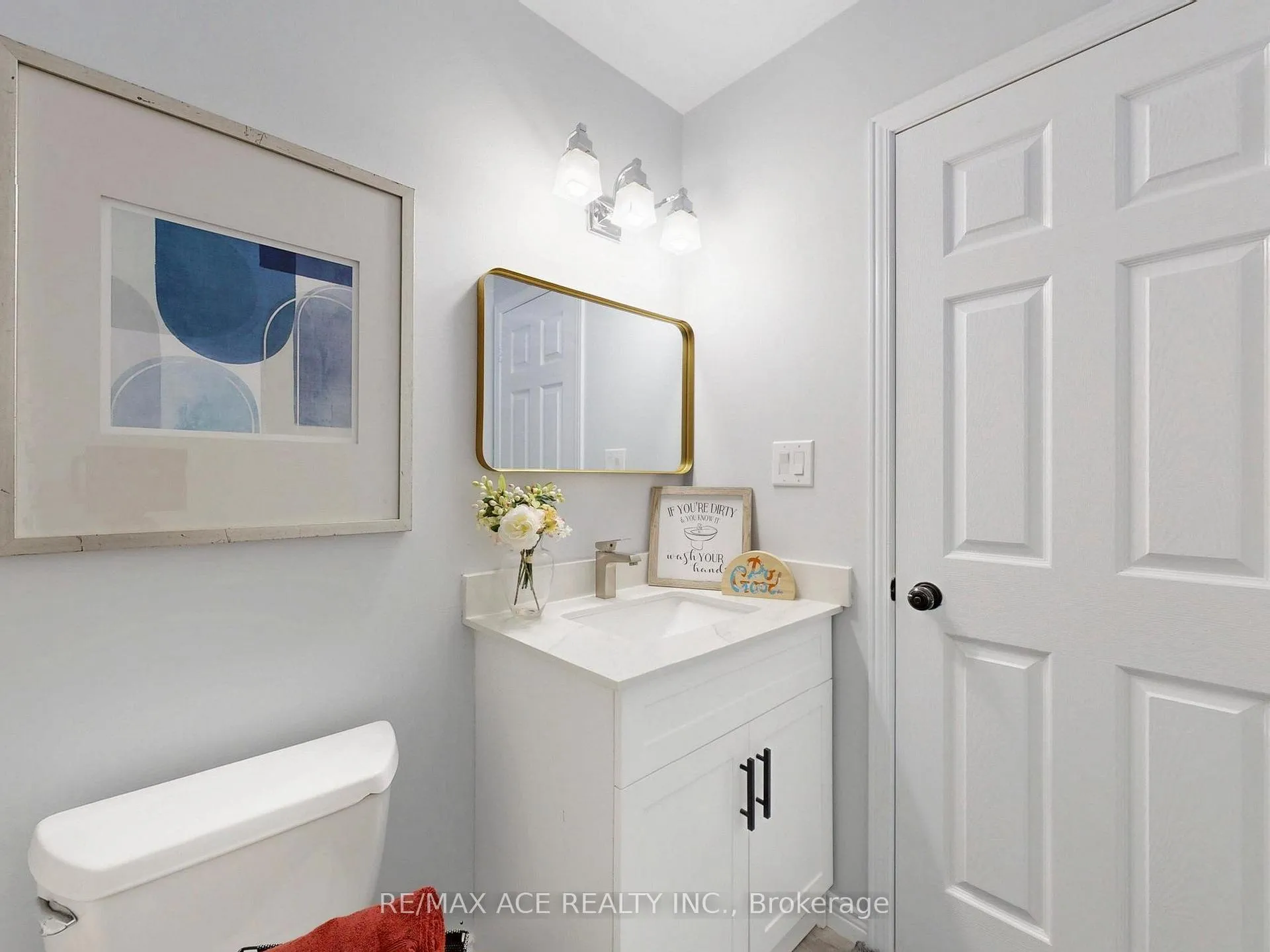 Photo 32 of 35 Stagemaster Crescent, Clarington, Courtice — HOMEH